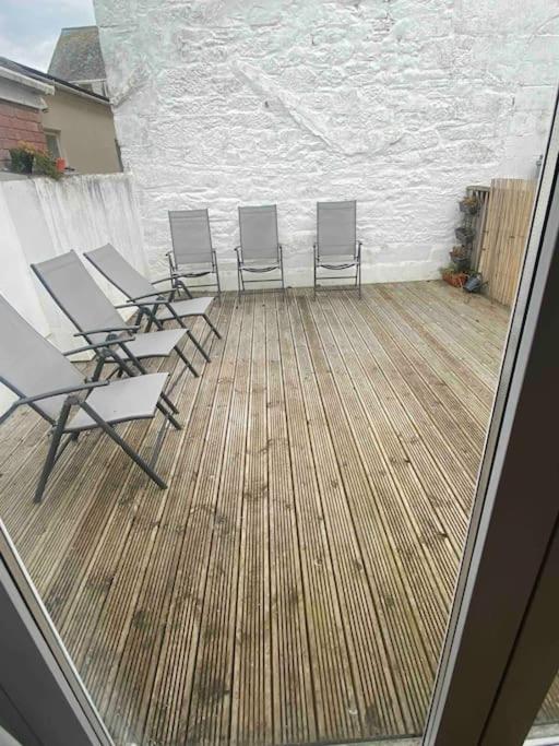 Truro City Escape Exteriör bild